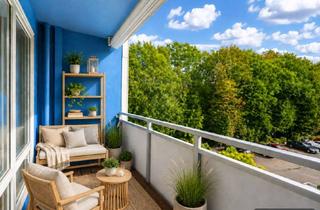 Wohnung kaufen in 22527 Hamburg, Nahe UKE, NDR & Beiersdorf – helle 3-Zimmer-Wohnung mit Aufzug, Tageslichtbad, Loggia & "Stellplatz"