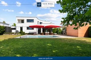 Einfamilienhaus kaufen in 88471 Laupheim, Großzügig. Modern. Besonders.Stilvolles Wohnen mit Pool und Garten