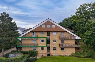 Wohnung kaufen in 23714 Malente, Attraktive 2-Zimmer-Wohnung mit großem Eck-Balkon in ruhiger Wohnlage