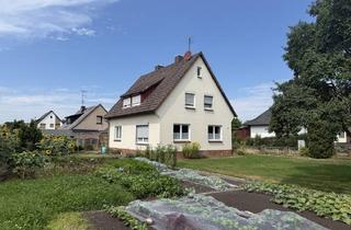Haus kaufen in 27313 Dörverden, Dörverden - Hülsen: vermietetes Siedlungshaushaus mit großem Gartengrundstück in ruhiger Wohnlage