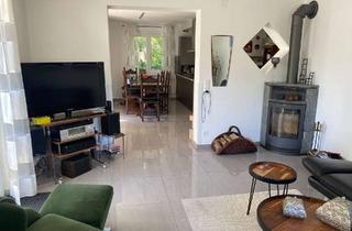 Wohnung kaufen in 75378 Bad Liebenzell, Ein Ort zum Ankommen, Wohlfühlen und Leben - Charmante, sanierte 4 Zimmerwohnung mit Weitblick.