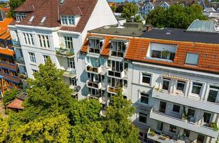 Wohnung kaufen in 20259 Eimsbüttel, Vermietete 2,5-Zimmer-Eigentumswohnung mit Balkon und Loggia mitten in Eimsbüttel!