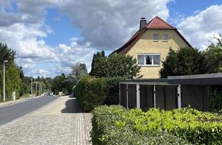Wohnung kaufen in 01109 Klotzsche, Dresden-Klotzsche: 3-Zi.-Wohnung mit 440 m² Garten