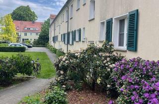 Wohnung kaufen in Seewiesenweg, 01139 Kaditz, Bezugsfreie 2 Zimmerwohhnung in Dresden-Kaditz mit Balkon und Weitblick