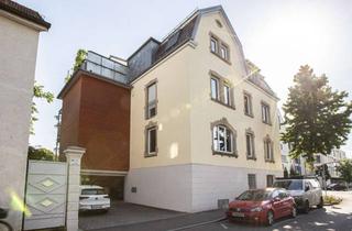 Wohnung kaufen in Schülestraße 19, 73230 Kirchheim, Leben und Arbeiten im Hochparterre mit Garten - die „belle Etage“ der Villa Glöckler