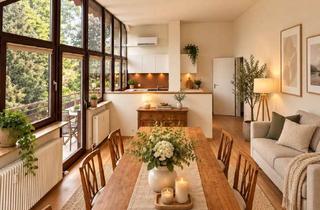 Wohnung kaufen in 76534 Lichtental, Bezugsfreie 2,5-Zimmer-DG-Wohnung mit Panoramafenstern, Westbalkon und Grünblick