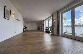 Wohnung kaufen in Ferdinandstraße 4a, 51063 Mülheim, Provisionsfreie Dachgeschosswohnung mit Südbalkon, Klimaanlage & Stellplatz - barrierefrei!