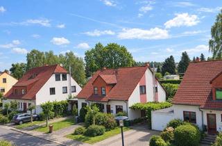 Wohnung kaufen in 01465 Langebrück, *** ab sofort + Dachgeschoss + Terrasse + Stellplatz + Eigennutzung***