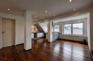 Wohnung kaufen in 45145 Frohnhausen, 4-Zimmer-Maisonettewohnung mit ca. 170 m², Südterrasse, Balkon und Garage!