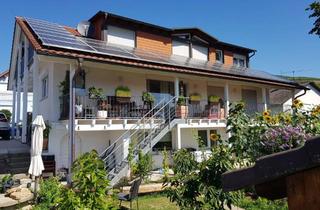 Wohnung mieten in 79241 Ihringen, Sehr helle und klimatisierte Dachgeschosswohnung mit wunderschönem Ausblick und Wohnküche