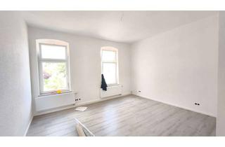 Wohnung mieten in Karl-Marx-Straße 30, 15537 Grünheide, Neu renovierte 4-Zi-Wohnung mit modernisiertem Bad, Einbauküche und viel Platz für die Familie!