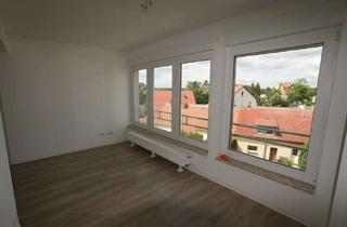 Wohnung mieten in 15562 Rüdersdorf, Für Individualisten: Modernes Dachstudio mit Wannenbad in ruhiger aber verkehrsgünstiger Ortslage