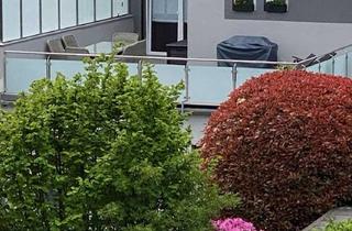 Wohnung mieten in Baverter Straße 15, 42719 Wald, Stilvolle 2-Zimmer-Wohnung mit außergewöhnlich großer Terrasse