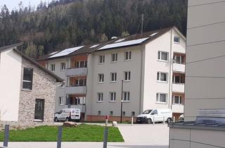 Wohnung mieten in In Den Lauppenwiesen, 75339 Höfen, Alltagstaugliche 3-Zimmer-Wohnung mit Balkon in Höfen an der Enz