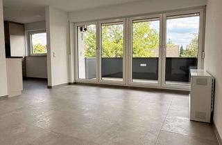 Wohnung mieten in Fasanenweg, 72202 Nagold, Modern sanierte 3-Zimmer-Wohnung mit Balkon, EBK, Aufzug & Garage