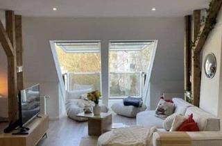 Wohnung mieten in Lilienthalstraße, 42119 Elberfeld, Helle Dachgeschosswohnung mit offenem Wohnbereich & besonderem