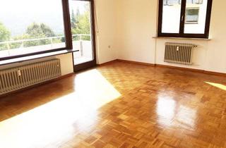Wohnung mieten in 97076 Lengfeld, Schöne drei Zimmer Wohnung in Lengfeld in ruhiger Lage mit Balkon, Tageslicht Bad und Gartennutzung