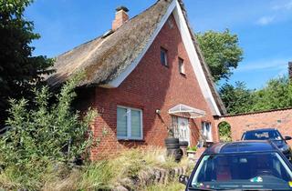 Haus kaufen in 25548 Kellinghusen, Ohne Makler, Viel Platz fur die Familie in Kellinghusen, Renovierungs-/Sanierungsbedürftig