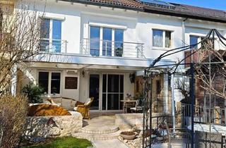 Haus kaufen in 82223 Eichenau, Stilvolles Reihenmittelhaus mit hochwertiger Ausstattung und privatem Wellnessbereich