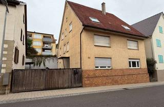 Mehrfamilienhaus kaufen in 71642 Ludwigsburg, Für Sanierer oder Handwerker! Mehrfamilienhaus mit großem Grundstück