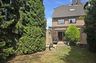 Haus kaufen in 50765 Esch/Auweiler, Raumwunder in naturnaher Stadtrandlage!