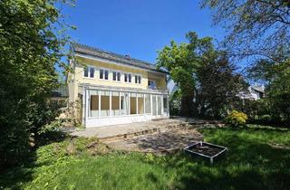 Haus kaufen in 70619 Riedenberg, 1 A Grundstück, kernsaniertes EFH (1994)- freistehend, lichtdurchflutet; ruhige Lage am Eichenhain