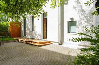 Haus kaufen in 10781 Schöneberg, Freistehendes Haus mit eigenem Garten in begehrter Lage im Akazienkiez.