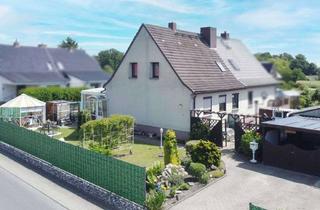Anlageobjekt in 18445 Altenpleen, Renovierungsbedürftige Doppelhaushälfte samt Garten, Garage und Carportstellplatz