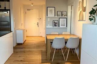 Wohnung mieten in 81673 Berg am Laim, Helle 2-Zimmer-Wohnung mit Balkon & Blick ins Grüne | hochwertig möbliert | TG | unbefristet