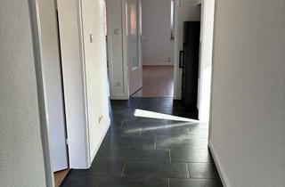 Wohnung mieten in Carl-Benz-Straße, 76571 Gaggenau, 3-Zimmer-Dachgeschosswohnung in Gaggenau-Hörden