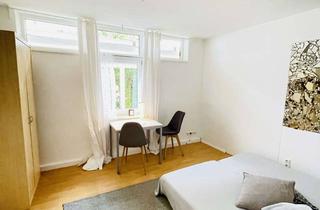 Wohnung mieten in 85614 Kirchseeon, Helles möbliertes zentrales WG Zimmer in Kirchseeon 25 Min in München