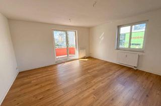 Wohnung mieten in An Der Viehtrift 37, 16321 Bernau, Modernisierte 2-Zimmer-Wohnung mit Balkon, TG-Stellplatz & EBK in Bernau bei Berlin