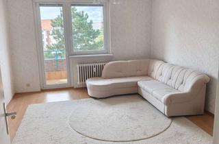 Wohnung mieten in Reichsstraße 76a, 14052 Berlin, Licht, Luft, Weitblick: 1‑Zimmer‑Apartment mit Balkon in Berlin‑Charlottenburg