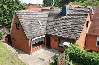 Haus kaufen in 21481 Lauenburg, Viel Platz für die Familie! EFH mit Keller und 3 Garagen