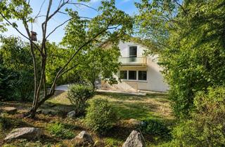 Haus kaufen in 71032 Böblingen, Seltene Gelegenheit in Böblingens Top-Adresse – Attraktives Haus in ruhiger Lage mit Garten & Garage