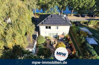 Einfamilienhaus kaufen in Am Kanal, 12527 Grünau, Wohnen mit Weitblick – modernes Einfamilienhaus direkt am Kanal