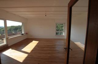 Penthouse kaufen in Hölter Busch 20, 45527 Hattingen, Außergewöhnlicher Ausblick über Hattingen | 126 m² Penthouse | 2 Balkone | 3 Stellplätze | Aufzug