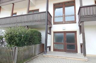 Wohnung kaufen in Gewerbestraße 28a, 83404 Ainring, Gepflegte, vermietete 2-Zimmer-Wohnung mit 2 Balkonen & Tiefgarage