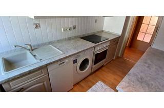 Wohnung kaufen in Frankstraße 23d, 08344 Grünhain-Beierfeld, Alltagstaugliche 2,5-Zimmer-Wohnung in Grünhain-Beierfeld
