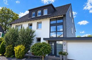 Wohnung kaufen in 42799 Leichlingen, stilvolle Dachgeschosswohnung, stadtnah mit Gartenanteil und eigener Garage in Leichlingen-Witzhelde