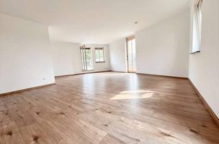 Wohnung mieten in 01445 Radebeul, Helle Dachgeschosswohnung mit großer Dachterrasse und zwei Balkonen