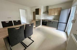 Wohnung mieten in Weißenburgstraße 41a, 97082 Zellerau, Frisch renovierte 2-Zimmer-Wohnung mit Balkon, Einbauküche und Stellplatz in der Zellerau