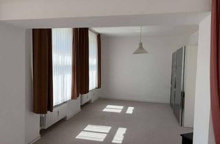 Wohnung mieten in Engelbertstr., 59755 Arnsberg, Viel Platz in Arnsberg im Altbau: