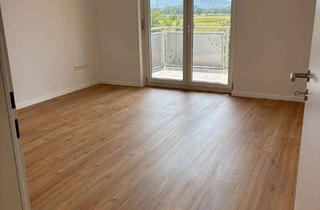 Wohnung mieten in 77855 Achern, Helle 3-Zimmer-Dachgeschosswohnung mit zwei Balkonen und Blick ins Grüne in Achern