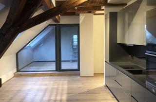 Wohnung mieten in Selber Straße 29, 95691 Hohenberg, Wunderschöne, hochwertige 2-Zi.-Dachgeschoss-Wohnung (79 m² Wfl.) mit Galerie und großzügiger Loggia
