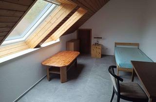 Wohnung mieten in 48431 Rheine, WG-Zimmer in Dachzimmer in 3-er WG