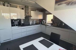 Penthouse mieten in Schulstraße 37, 55271 Stadecken-Elsheim, Penthouse-Feeling in zentraler Lage: Helles DG mit Klima, Marken-EBK, Aufzug & Solar
