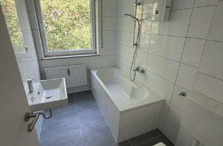 Wohnung mieten in Gartenstraße 19a, 86462 Langweid, Kernsanierte 4 Zimmer Wohnung mit Küche, Balkon & Garage