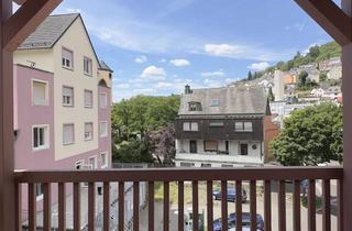 Wohnung mieten in 55743 Idar-Oberstein, Vollständig renovierte Wohnung mit drei Zimmern sowie Balkon und EBK in Idar-Oberstein