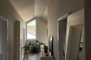 Wohnung mieten in Espenpfad, 63477 Maintal, Zuhause mit 3 Zimmern, Balkon, neuer EBK, renoviert